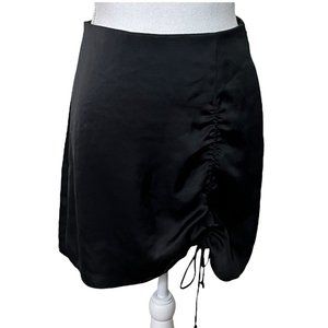 Aritzia Wilfred Allusion Mini Skirt Black Size 6